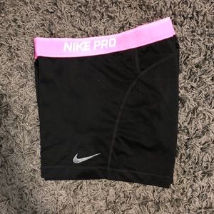 Nike Pro
